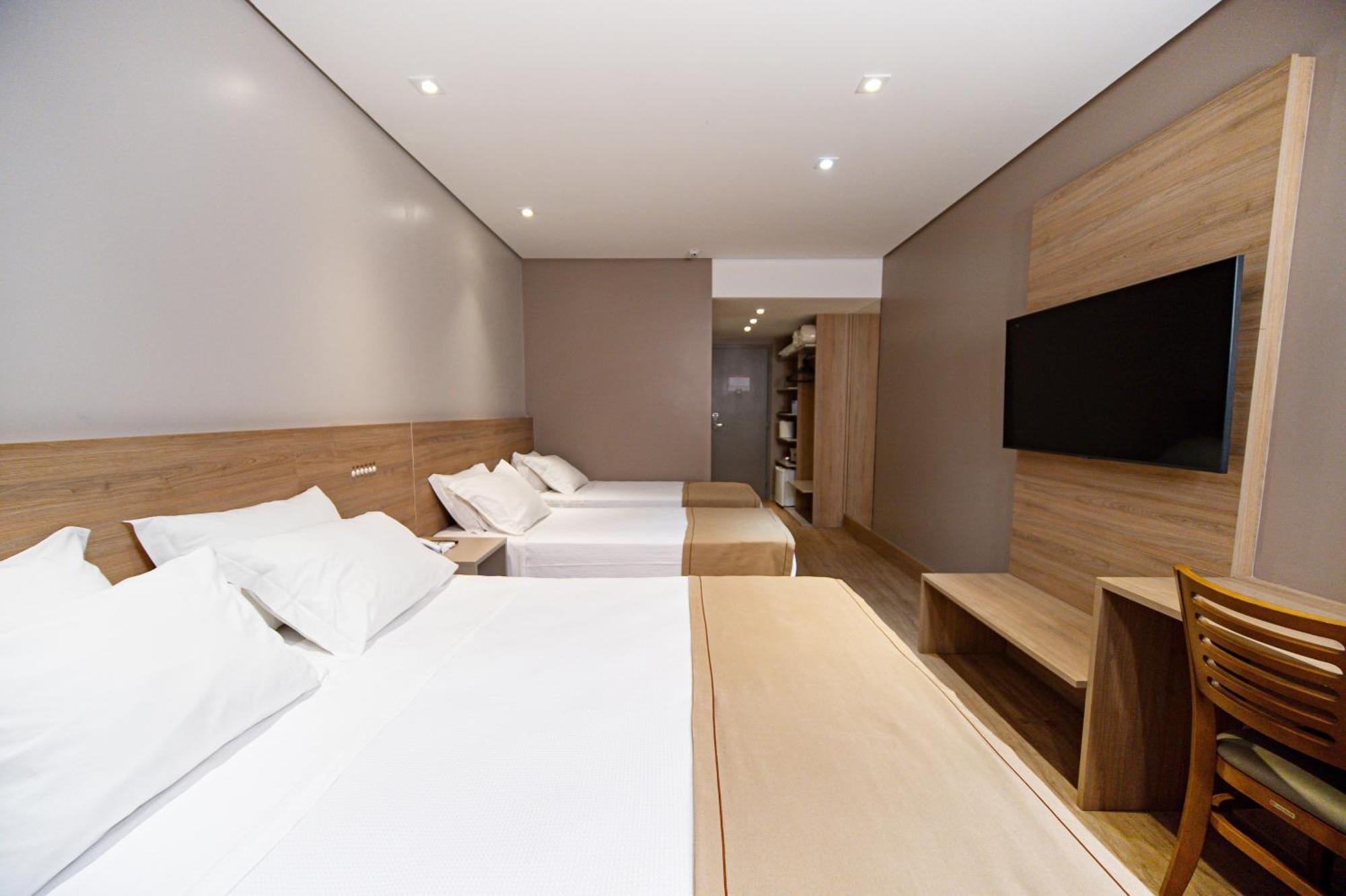 Hotel Plaza Camboriu Balneario Camboriu Bagian luar foto