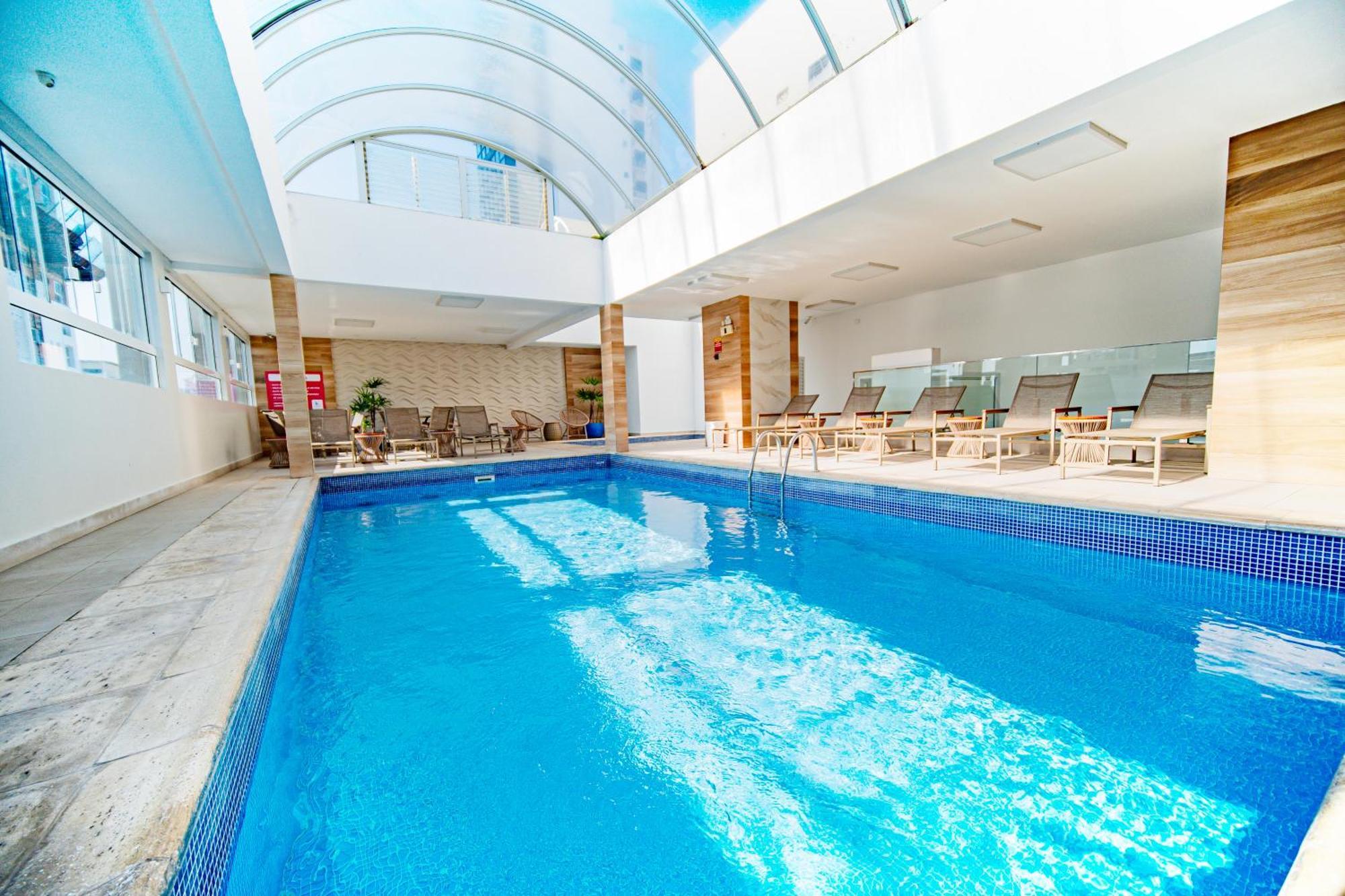 Hotel Plaza Camboriu Balneario Camboriu Bagian luar foto